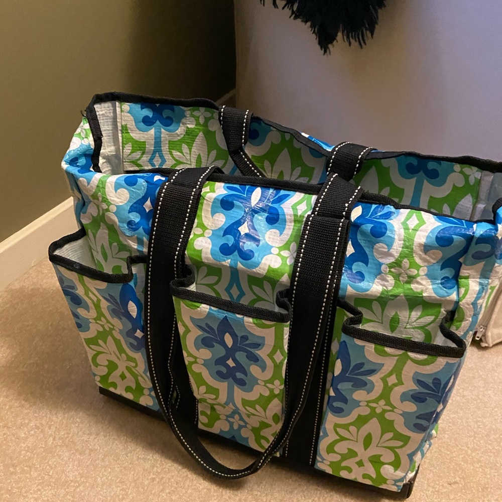 Scout Bag with side pockets - great pool bag or diaper bag!